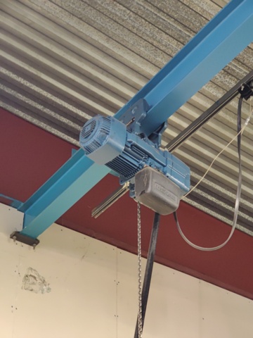 937470-2 Travers med telfer Demag 250 kg