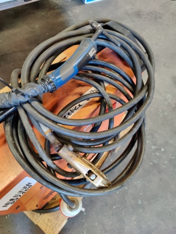 937468-4 Tig welding Kemppi Mastertig 3500W (defective)