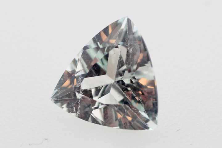 942752-2 Lot of faceted blue Topaz 52.67 ctv. with cert.