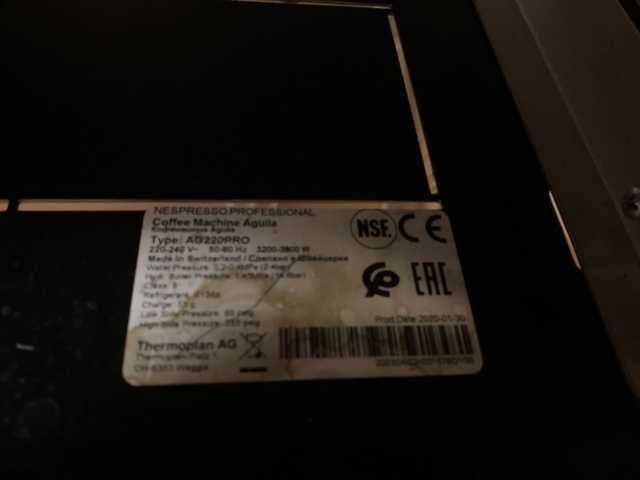 943635-16 Coffee machine - Nespresso Professional Aguila