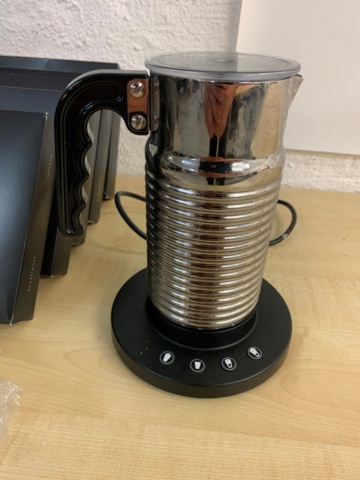 943635-20 Coffee machine - Nespresso Professional Aguila