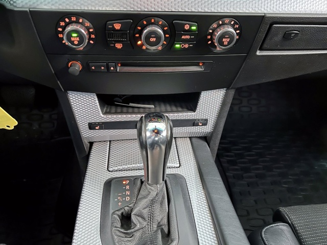 928039-12 BMW 525i Sedan Automatic, 218hp, 2005