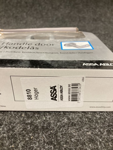 943281-3 Dörrhandtag med kodlås ASSA 8810