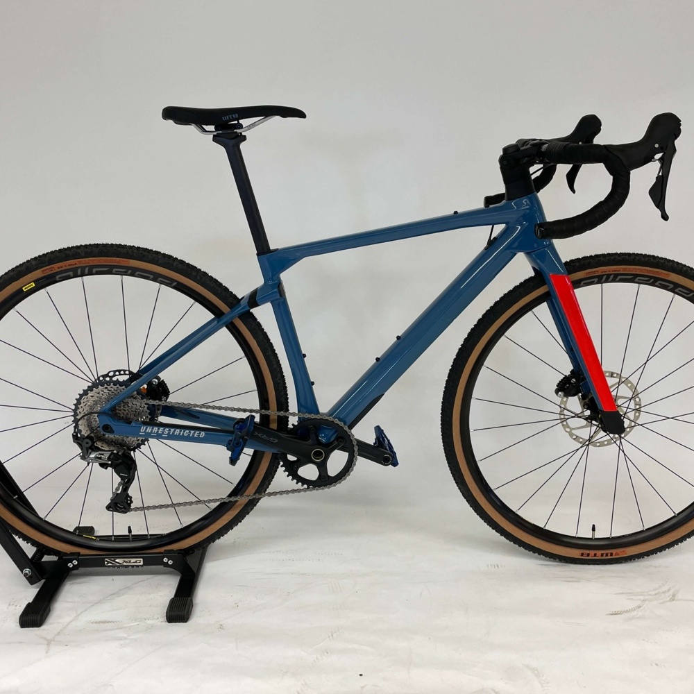 872416-1 Cykel BMC URS Three