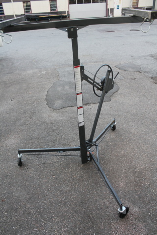 473220-5 Gypsum board lift