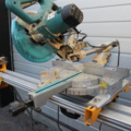 473221-7 Makita Cut and miter saw with work table