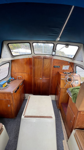 944962-37 Boat Fjord 21 Cabin