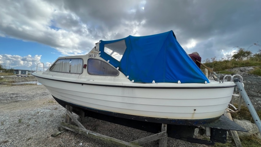 944962-39 Boat Fjord 21 Cabin