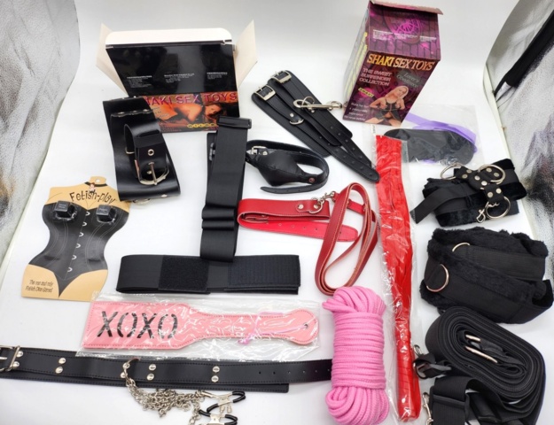 945010-1 Large BDSM/bondage kit- Free shipping