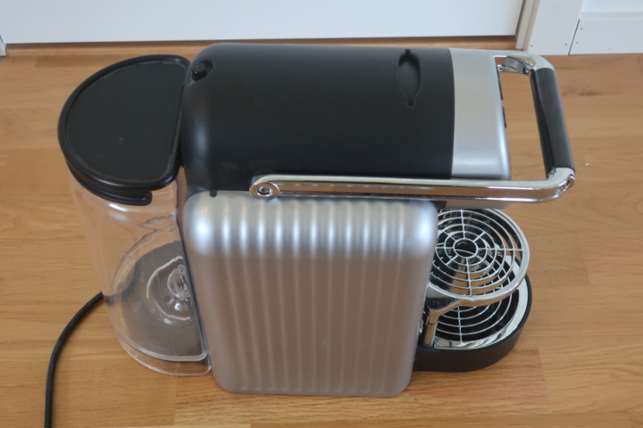 945015-9 Coffee machine (capsule) - Nespresso Pro 9737G