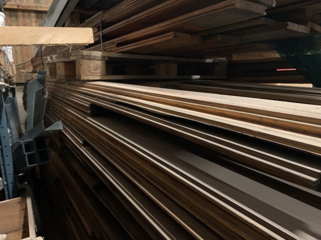 810481-6 Trävirke spont ca 95-210mm