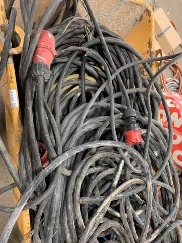 810483-4 Waste cart filled with electrical wiring