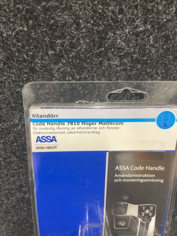 945040-3 Code handle for balcony door Assa 7810 right matt chrome