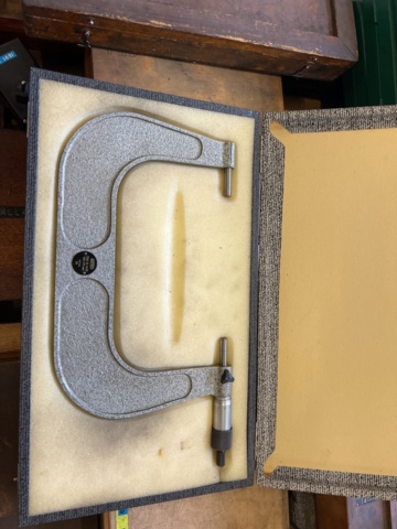 921213-13 Measuring tools, micrometers, watches Mitutoyo, Mahr etc