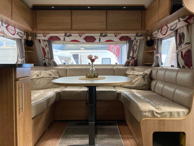 943829-15 Caravan Polar 620