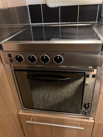 943829-22 Caravan Polar 620
