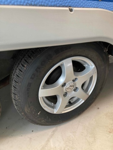 943829-12 Caravan Polar 620