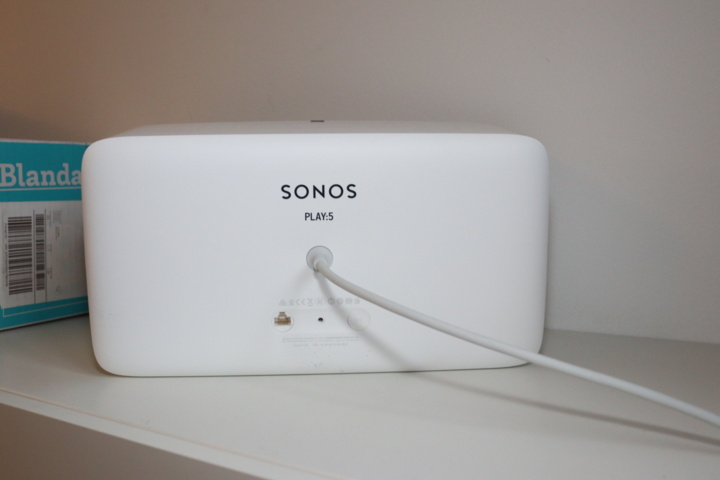 945231-2 Sonos 5 system, 2 Speakers + bass