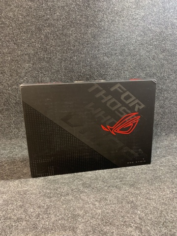 944708-2 15.6" gaming laptop ASUS ROG STRIX G513RW-HF004W (90NR0895-M00460)