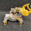 941551-1 Miter saw DeWalt DWS777