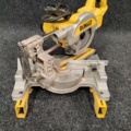941551-8 Miter saw DeWalt DWS777