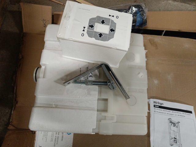 940154-5 WC fixture Ifö Sign 98680