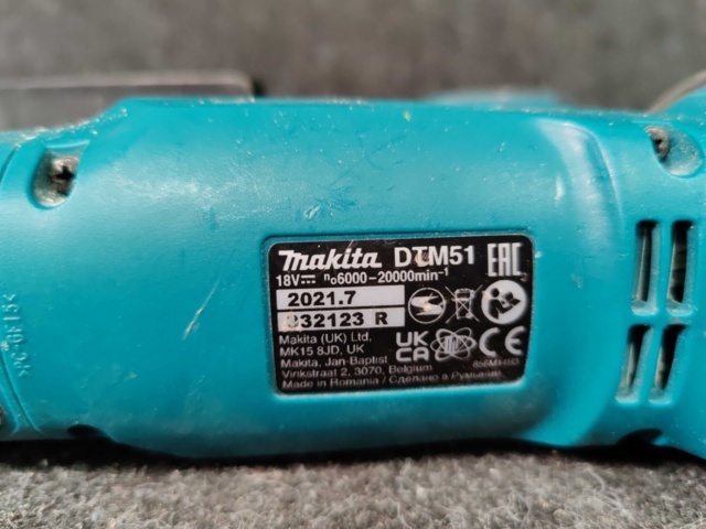 941584-3 Jigsaw Makita DJV181 and Multitool Makita DTM51