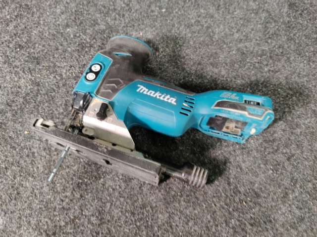 941584-5 Jigsaw Makita DJV181 and Multitool Makita DTM51
