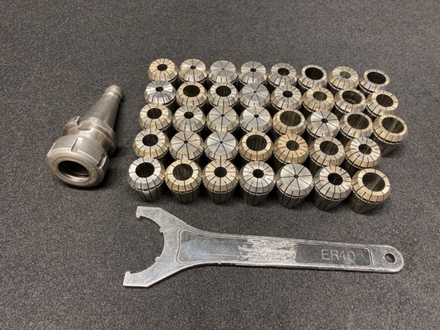 Socket chuck with sockets ISO40/ER40 - PS Auction - We value the future ...