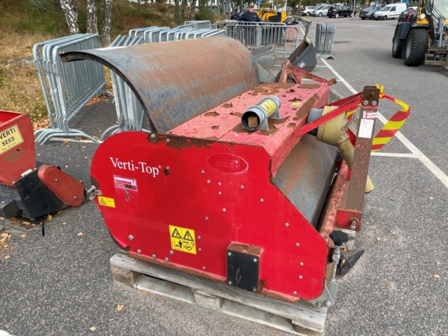 917429-9 Cleaning tool for artificial grass Redexim V-Top -2006