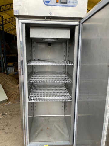 946222-5 Freezer Edesa