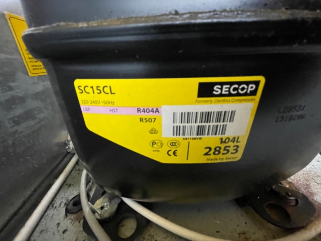 946222-9 Freezer Edesa