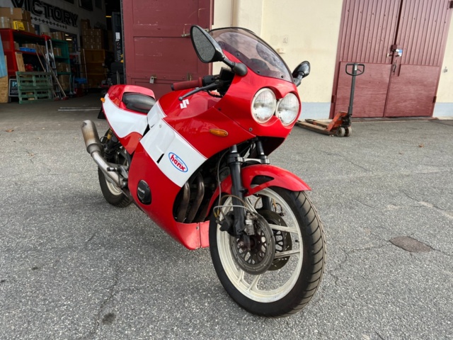 928041-6 SUZUKI GSX 1100 ES - 1983