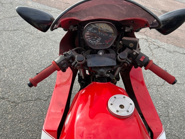 928041-10 SUZUKI GSX 1100 ES - 1983