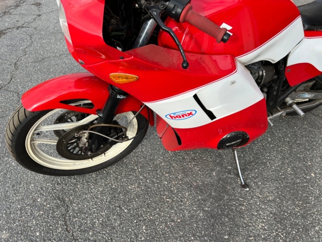 928041-12 SUZUKI GSX 1100 ES - 1983