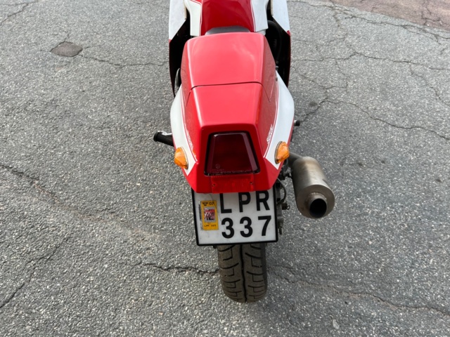 928041-15 SUZUKI GSX 1100 ES - 1983