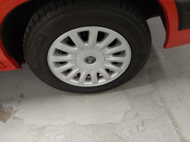 934631-30 Volvo 944 2.3 - 1998