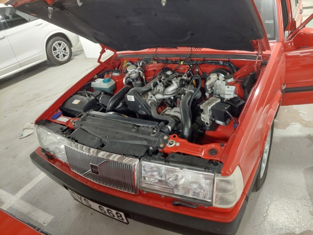 934631-39 Volvo 944 2.3 - 1998