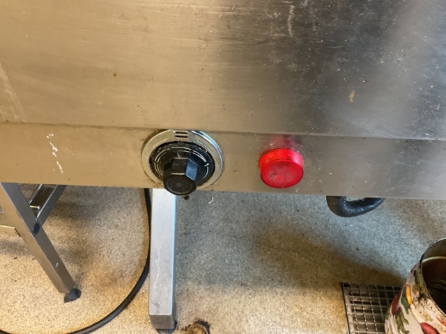 887080-5 Roasting table on 4 legs