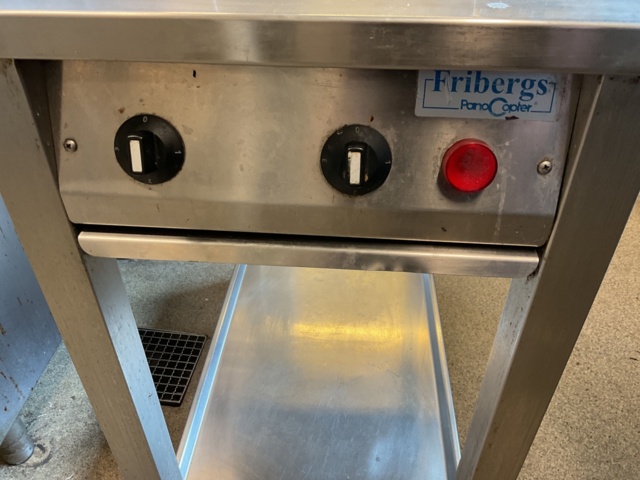 887081-3 Stove with 2 plates Friberg