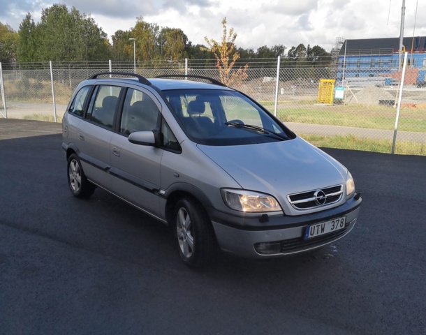 938944-2 Opel Zafira 1.8 - 2004