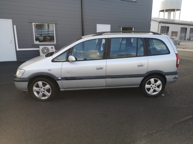 938944-5 Opel Zafira 1.8 - 2004