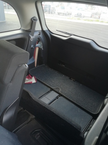 938944-25 Opel Zafira 1.8 - 2004