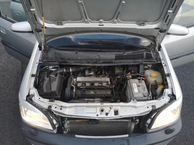 938944-26 Opel Zafira 1.8 - 2004