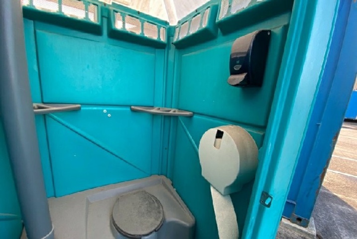 947231-5 WC module Satellite Bajamaja, 2013