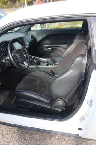 947407-18 Dodge Challenger 5.7 V8 HEMI Manual, 381hp, 2015