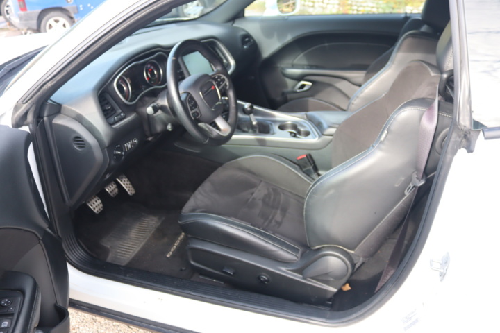 947407-19 Dodge Challenger 5.7 V8 HEMI Manual, 381hp, 2015