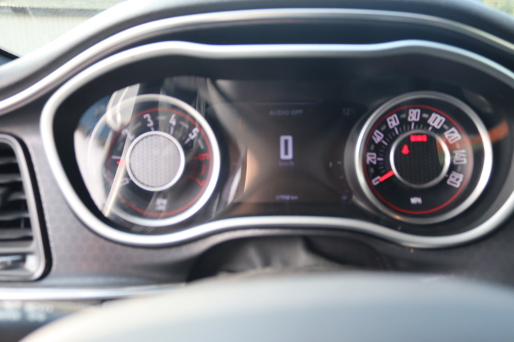 947407-22 Dodge Challenger 5.7 V8 HEMI Manual, 381hp, 2015