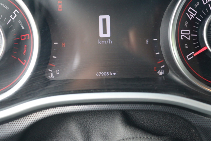 947407-23 Dodge Challenger 5.7 V8 HEMI Manual, 381hp, 2015