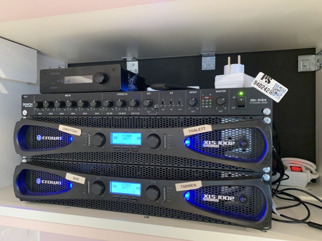 940242-1 Stereo equipment: 2 amplifiers, 12-channel mixer, 8 speakers
